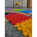 Ortek Dinoszauruszok Puzzle 10 elemből álló masszázs szőnyeg + 6 Háromszögű puzzle elem